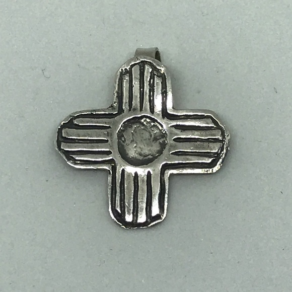 Boho Fine silver Zia pendant - Picture 7 of 8